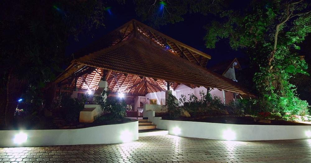 The Windflower Resort & Spa, Майсур Экстерьер фото